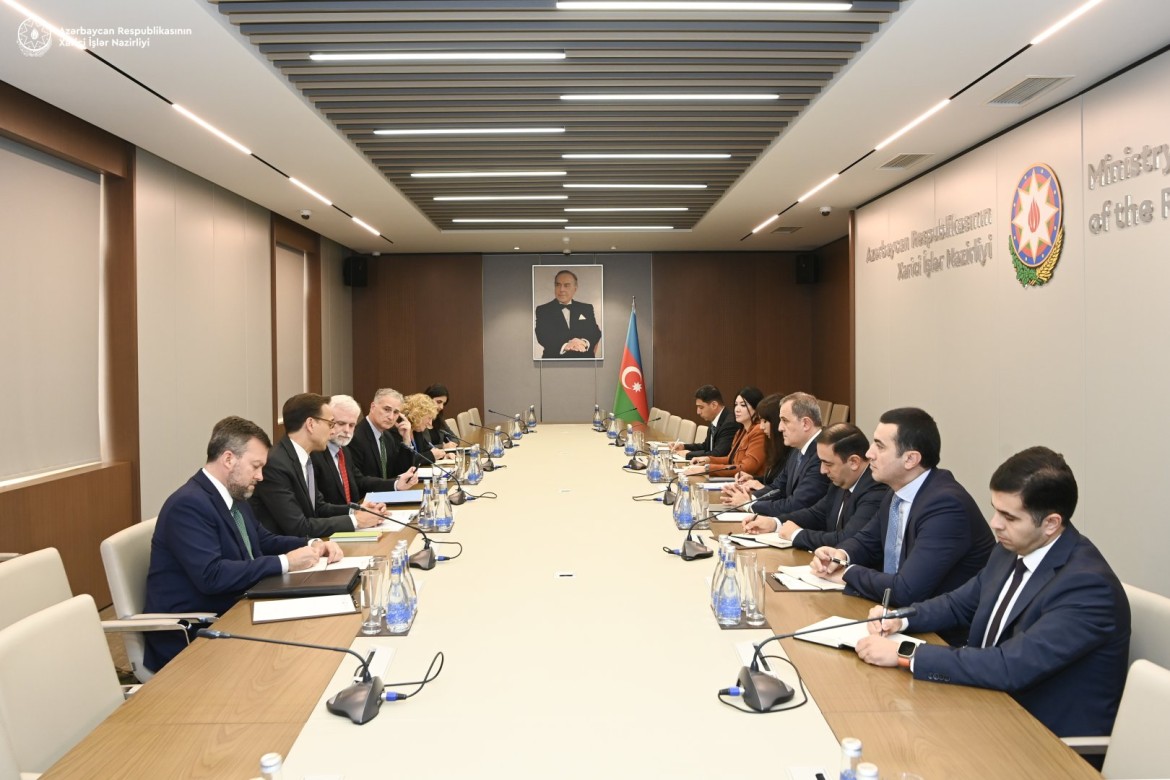 Ceyhun Bayramov ABŞ dövlət müavini ilə görüşüb