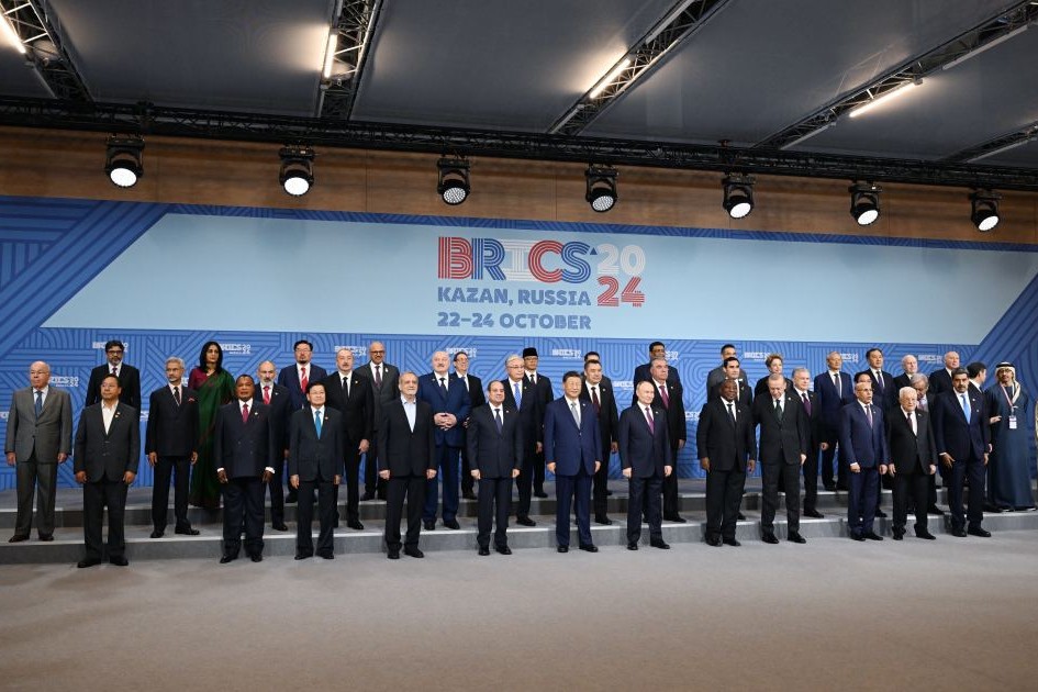 Prezident İlham Əliyev Kazanda XVI BRICS Sammitinin “Outreach” / “BRICS+” formatının ilk plenar iclasında iştirak edir