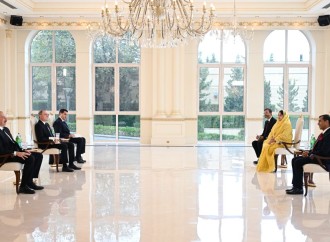 Prezident İlham Əliyev Banqladeşin Azərbaycanda yeni təyin olunmuş səfirinin etimadnaməsini qəbul edib
