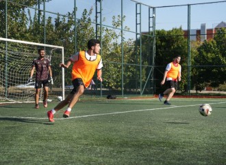 İstanbulda azərbaycanlı tələbələr arasında futbol turniri başlayıb