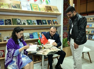 İstanbul sərgisində Azərbaycan yazarlarının iştirakı ilə ədəbi müzakirələr keçirilib