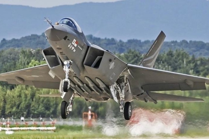 Cənubi Koreyanın KF-21 təyyarələrinə Meteor dəstəyi