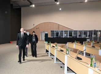 Prezident İlham Əliyev və Birinci xanım Mehriban Əliyeva Bakı Olimpiya Stadionunun ərazisində COP29-la bağlı yaradılan şəraitlə tanış olublar