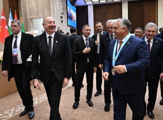 Prezident İlham Əliyev Bişkekdə Macarıstanın Baş nazirinin təltifolunma mərasimində iştirak edib