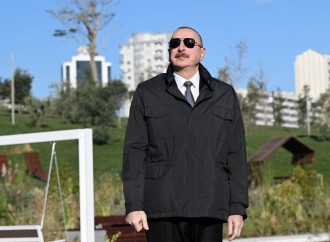 Prezident İlham Əliyev Bakıda Mərkəzi Parkın üçüncü hissəsinin açılışında iştirak edib