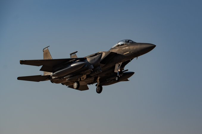 F-16 döyüş təyyarələri üçün 3,8 milyard dollarlıq müqavilə imzalanıb