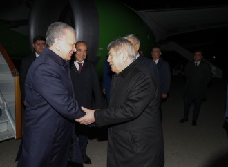 Özbəkistan Prezidenti iqlim sammitində iştirak etmək üçün Azərbaycana gəlib (FOTO)