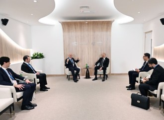 Prezident İlham Əliyev FIFA-nın prezidenti ilə görüşüb