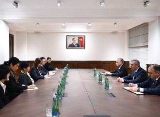 Prezident Administrasiyasının rəhbəri Samir Nuriyev Tokionun qubernatorunun başçılıq etdiyi nümayəndə heyəti ilə görüşüb