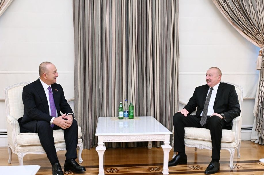 Prezident İlham Əliyev Türkiyənin sabiq xarici işlər naziri Mövlud Çavuşoğlunu qəbul edib