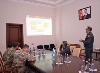 Özbəkistan hərbi mütəxəssisləri Azərbaycanda Mərkəzi Komanda Məntəqəsinə baş çəkdilər