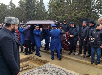 Təyyarə qəzasında həlak olan ekipaj üzvləri II Fəxri Xiyabanda dəfn ediliblər