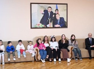 Bakı Media Mərkəzinin rəhbəri Arzu Əliyeva 2 saylı Uşaq evi sosial xidmət müəssisəsində uşaqları ziyarət edib