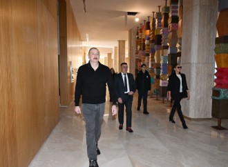 Prezident İlham Əliyev və Birinci xanım Mehriban Əliyeva Şahdağda “Lakeside” hotelində aparılmış işlərlə və “Xizək klubu” binasının tikintisi ilə tanış olublar