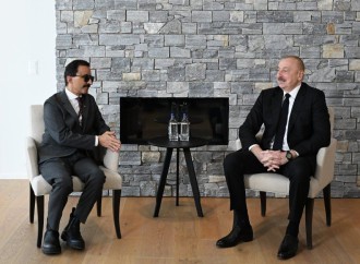 Prezident İlham Əliyev Davosda “DP World” şirkətlər qrupunun sədri və icraçı direktoru ilə görüşüb