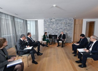Prezident İlham Əliyev Davosda Avropa Yenidənqurma və İnkişaf Bankının prezidenti ilə görüşüb
