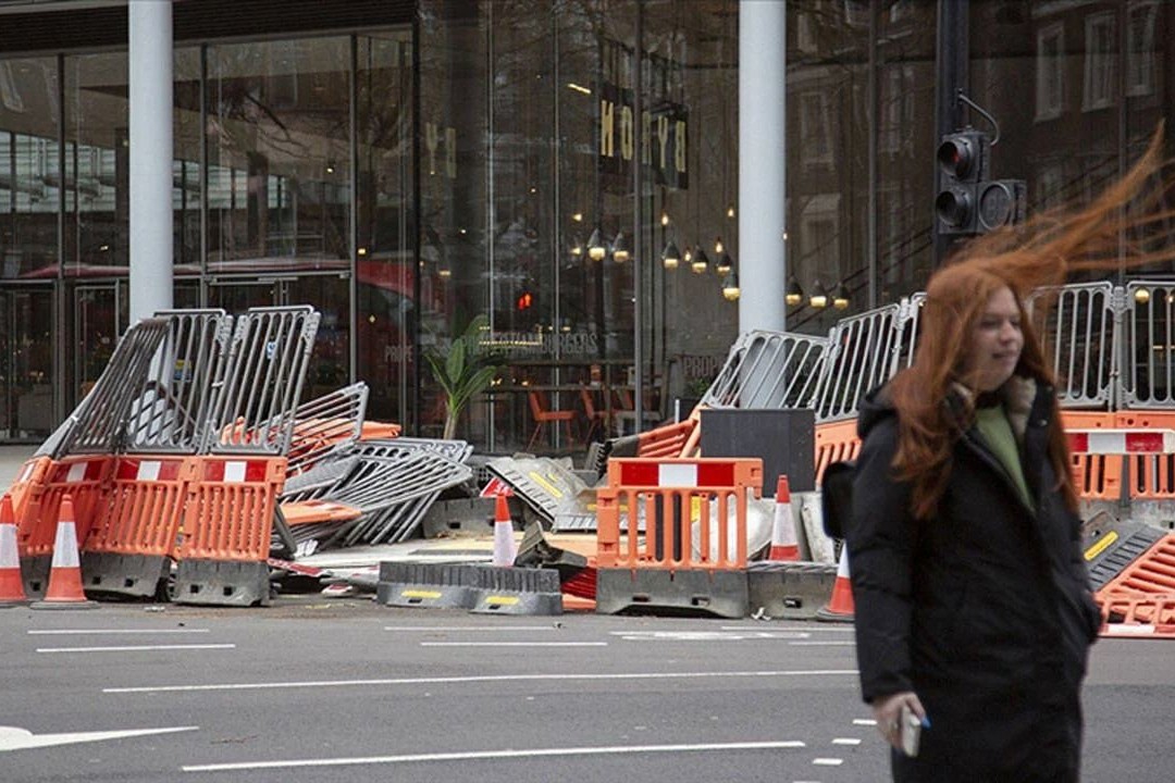 İrlandiya və Şimali İrlandiyada böyük təbii fəlakət dalğası