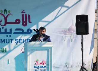 Türkiyə və Qətər Suriyada 1400 ailəyə yeni evlər təqdim edib