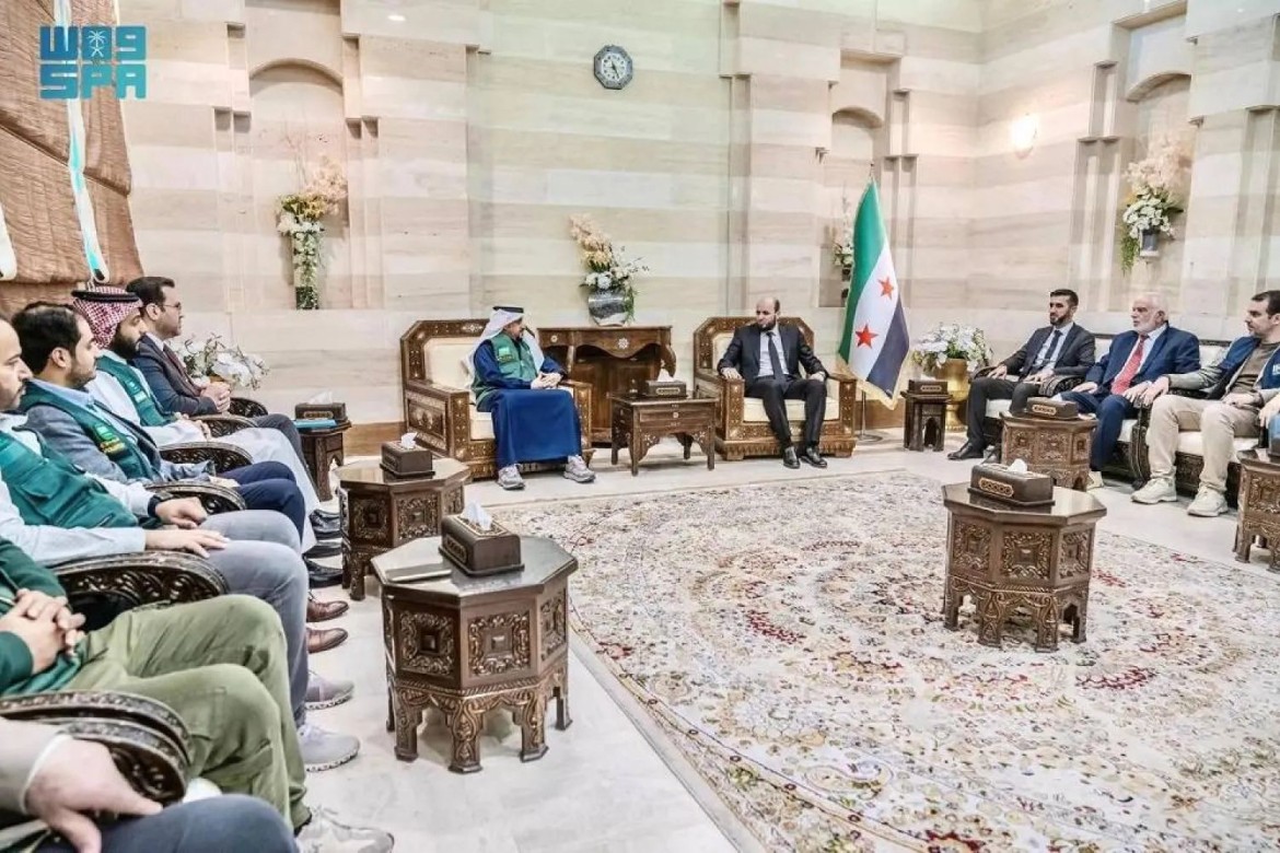 Suriyanın Baş naziri Dəməşqdə KSrelief könüllü komandası ilə görüşüb