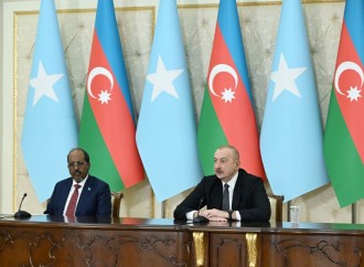 Prezident İlham Əliyev və Prezident Hasan Şeyx Mahmud mətbuata bəyanatlarla çıxış ediblər
