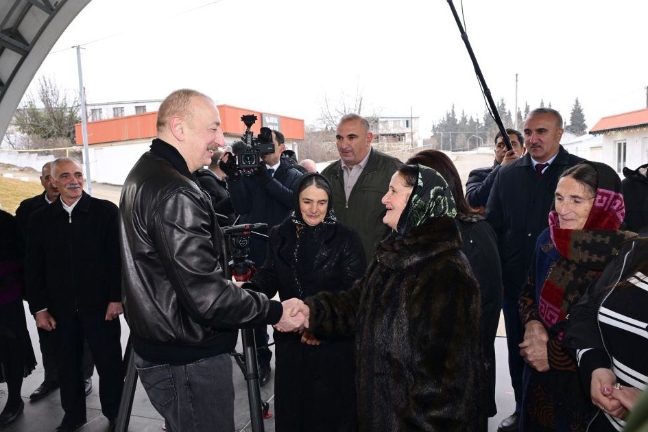 Prezident İlham Əliyevin Ballıca sakinləri ilə səmimi söhbəti gündəm oldu