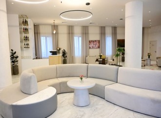 Prezident İlham Əliyev Xankəndidə “Bulud” hotelinin açılışında iştirak edib