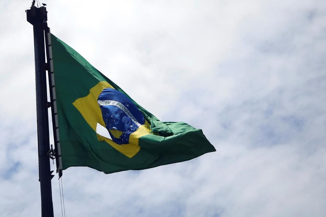 Braziliyada avtobusla yük maşınının toqquşması nəticəsində 12 tələbə ölüb