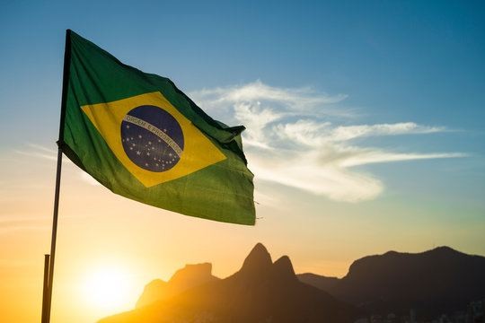 Trampın Braziliya ilə bağlı hədələri, ölkənin BRİKS-lə əlaqələrini möhkəmləndirir - Rəsmi