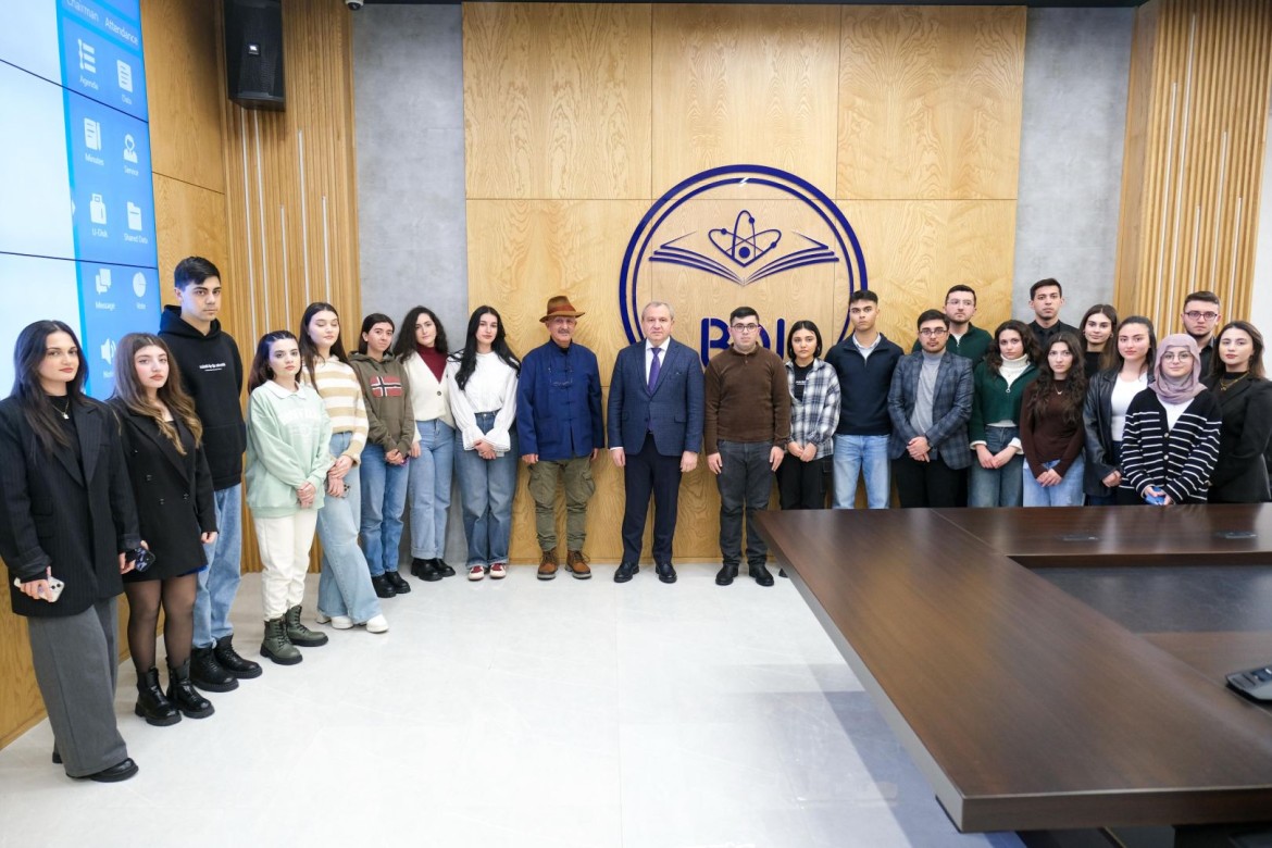 Gənclərlə “Reza Deqatinin gözündə Xocalı Soyqırımı” adlı görüş keçirilib