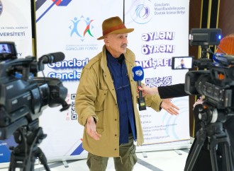Gənclərlə “Reza Deqatinin gözündə Xocalı Soyqırımı” adlı görüş keçirilib