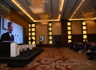 Bakıda “Daha Ədalətli Bir Dünya” adlı panel toplantısı keçirilir