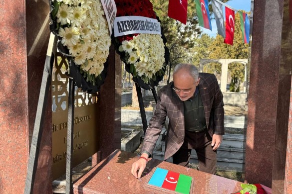 Yalçın Topçu Məhəmməd Əmin Rəsulzadə və Ömər Seyfəddini yad edib