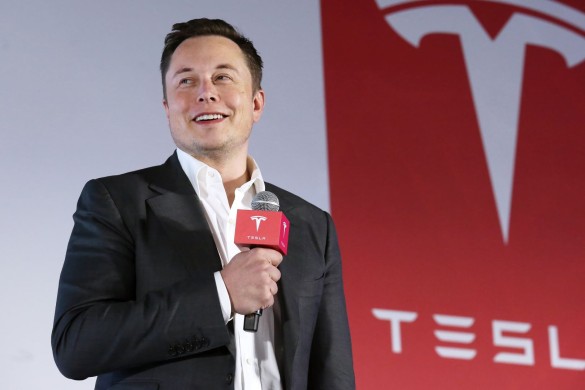 Tesla ABŞ-da ilk sürücüsüz taksi xidmətini işə salıb