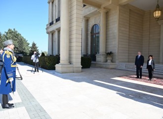 Şimali Makedoniya Prezidenti Qordana Silyanovska-Davkovanın rəsmi qarşılanma mərasimi olub