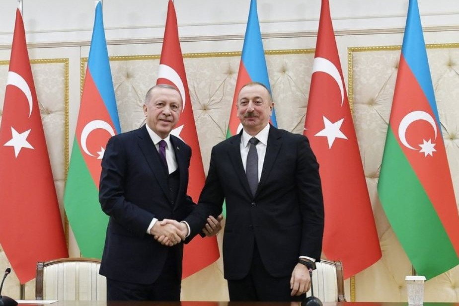 Ölkələrimiz arasında dərin köklərə malik qardaşlıq tellərinin möhkəmlənməsi bu Novruz bayramında da səmimi arzumuzdur - Türkiyə Prezidenti