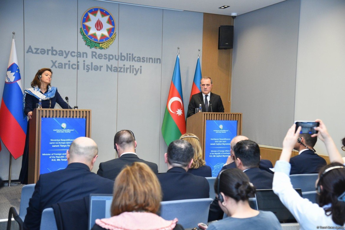Ermənistanla sülh sazişi mümkündür - Ceyhun Bayramov