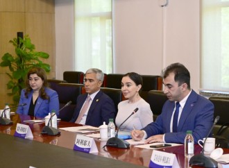 Heydər Əliyev Fondunun vitse-prezidenti Leyla Əliyeva Pekin Xarici Dillər Universitetində tələbələrlə görüşüb