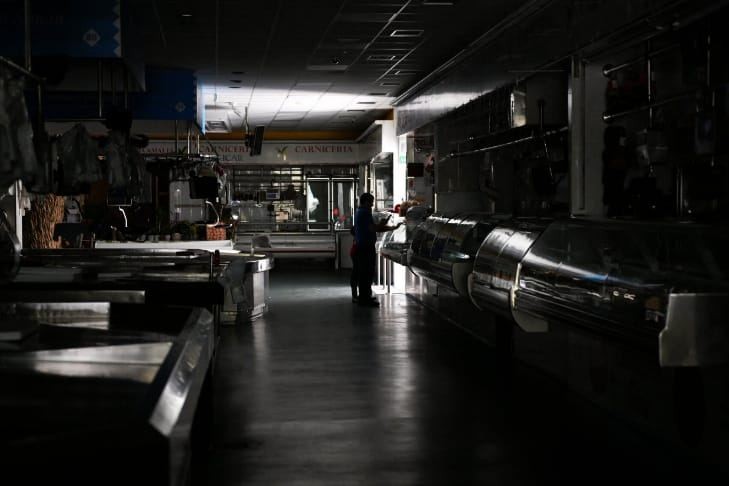 İspaniyada elektrik enerjisi bərpa edilib