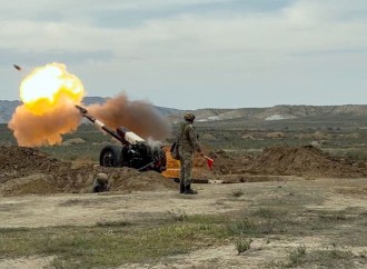 Artilleriya bölmələri ilə döyüş atışları keçirilib