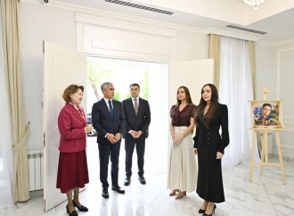 Heydər Əliyev Fondunun vitse-prezidenti Leyla Əliyeva və Bakı Media Mərkəzinin rəhbəri Arzu Əliyeva Türk Mədəniyyəti və İrsi Fondunu ziyarət ediblər