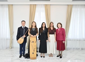 Heydər Əliyev Fondunun vitse-prezidenti Leyla Əliyeva və Bakı Media Mərkəzinin rəhbəri Arzu Əliyeva Türk Mədəniyyəti və İrsi Fondunu ziyarət ediblər