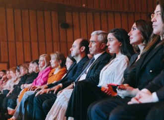 Heydər Əliyev Fondunun vitse-prezidenti Leyla Əliyeva və Arzu Əliyeva “Yalnız mədəniyyət” musiqili-bədii gecədə iştirak ediblər