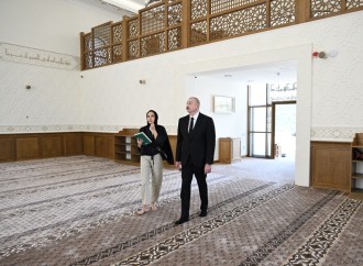 Prezident İlham Əliyev və Birinci xanım Mehriban Əliyeva Şuşa rayonunun Daşaltı kənd məscidinin açılışında iştirak ediblər