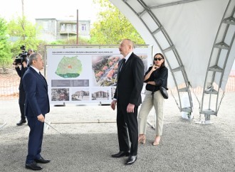 Prezident İlham Əliyev və Birinci xanım Mehriban Əliyeva Şuşada inşa ediləcək dördüncü yaşayış kompleksinin təməlqoyma mərasimində iştirak ediblər