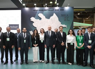 Prezident İlham Əliyev “InterFood Azerbaijan” və “Caspian Agro” sərgiləri ilə tanış olub