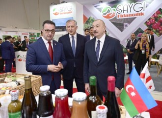 Prezident İlham Əliyev “InterFood Azerbaijan” və “Caspian Agro” sərgiləri ilə tanış olub