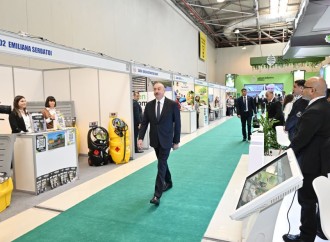 Prezident İlham Əliyev “InterFood Azerbaijan” və “Caspian Agro” sərgiləri ilə tanış olub