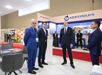 Prezident İlham Əliyev “InterFood Azerbaijan” və “Caspian Agro” sərgiləri ilə tanış olub