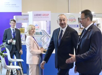 Prezident İlham Əliyev “InterFood Azerbaijan” və “Caspian Agro” sərgiləri ilə tanış olub