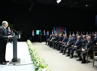 Prezident İlham Əliyev Nobel mükafatı laureatı Əziz Sancarın Əlişir Nəvai Beynəlxalq Mükafatı ilə təltif olunması mərasimində iştirak edib